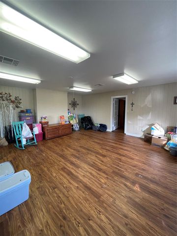 2301 State Highway 19, Huntsville, TX 77320