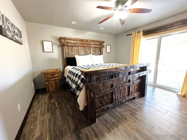 422985 E 1080, Checotah, OK 74426