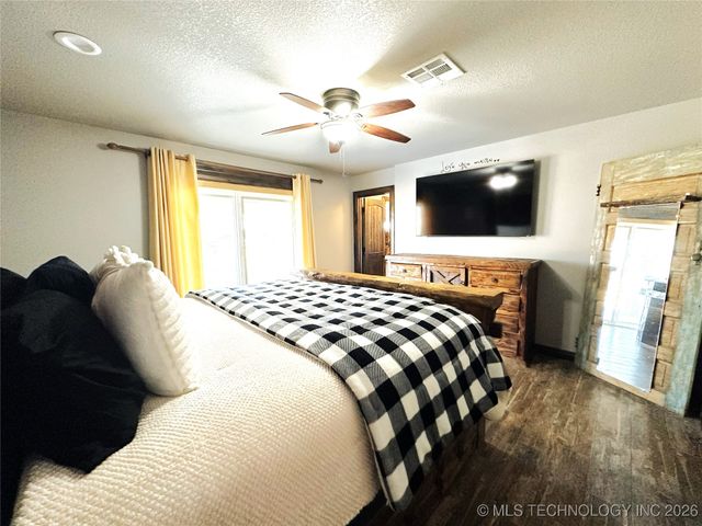 422985 E 1080, Checotah, OK 74426