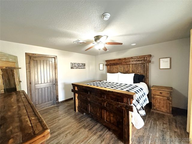 422985 E 1080, Checotah, OK 74426