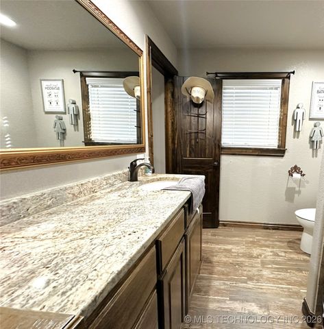 422985 E 1080, Checotah, OK 74426