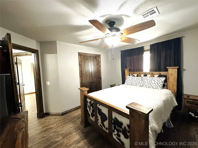 422985 E 1080, Checotah, OK 74426