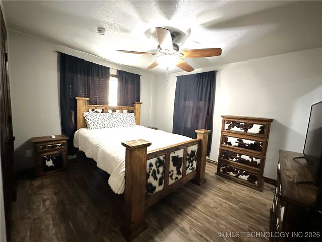 422985 E 1080, Checotah, OK 74426