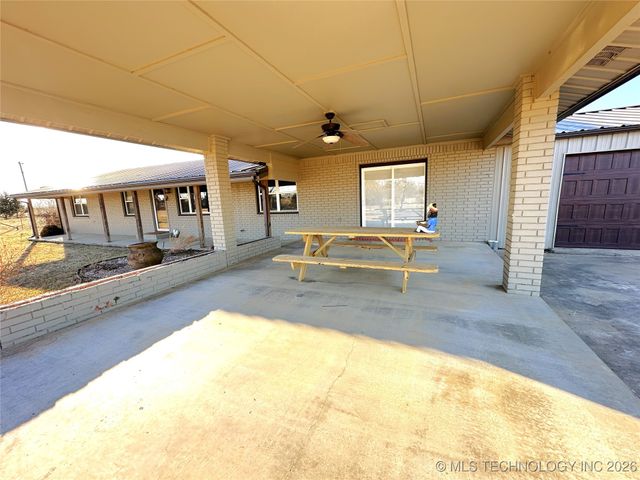 422985 E 1080, Checotah, OK 74426