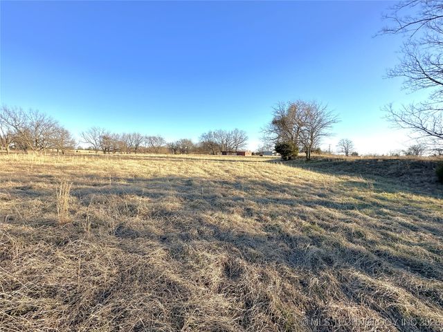 422985 E 1080, Checotah, OK 74426