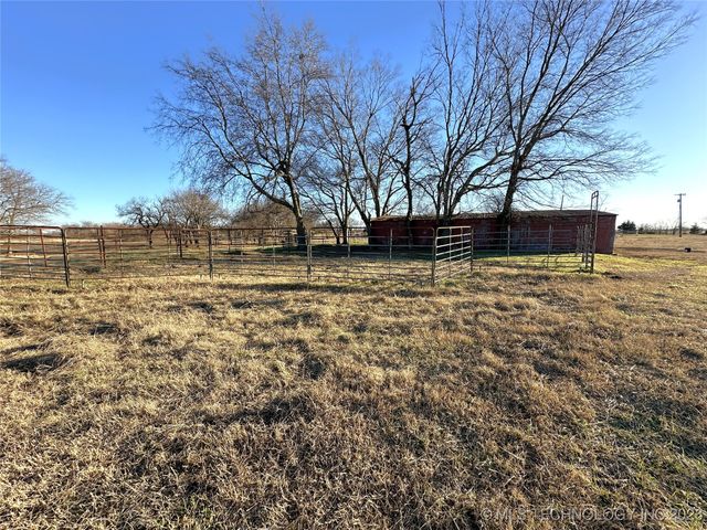 422985 E 1080, Checotah, OK 74426