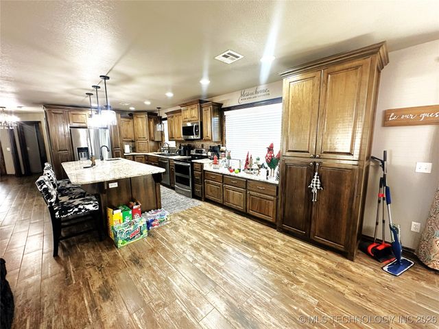 422985 E 1080, Checotah, OK 74426