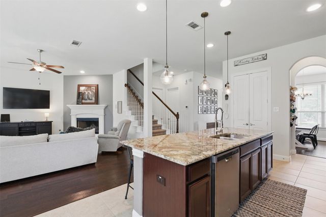 2114 Holly Manor Court, Katy, TX 77493