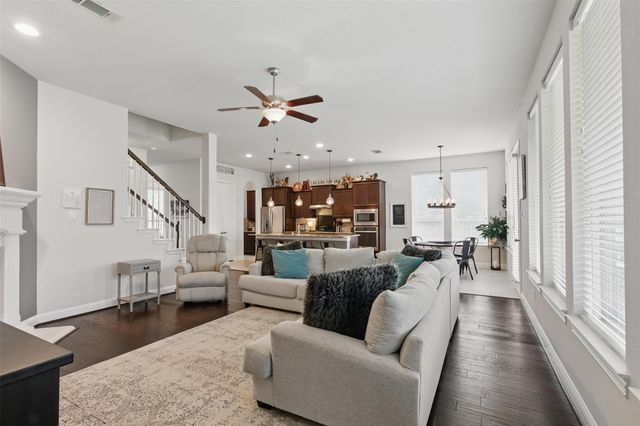 2114 Holly Manor Court, Katy, TX 77493