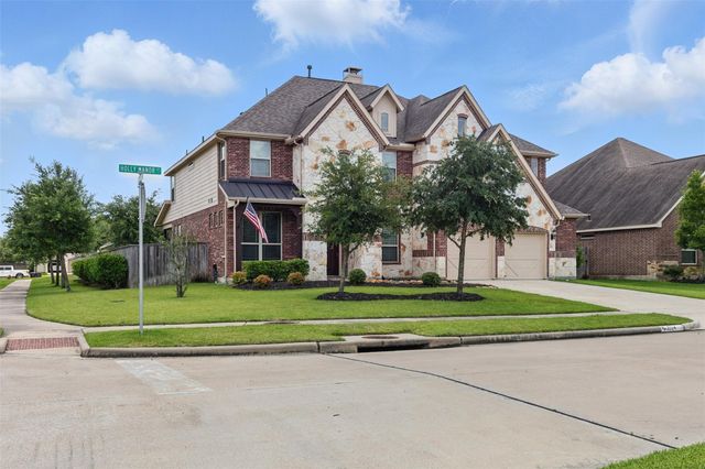 2114 Holly Manor Court, Katy, TX 77493