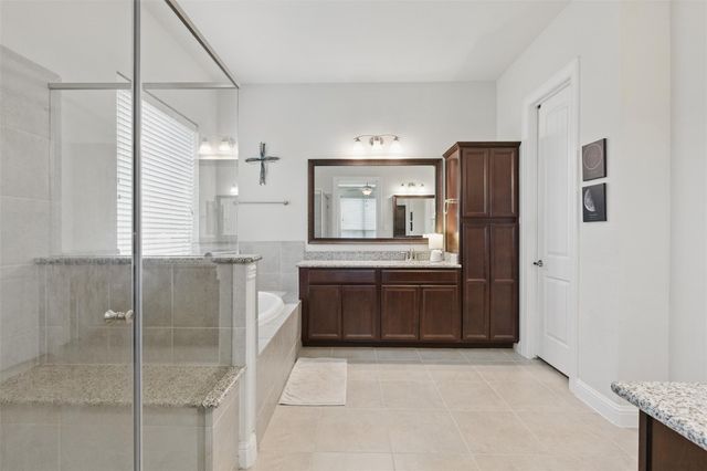 2114 Holly Manor Court, Katy, TX 77493