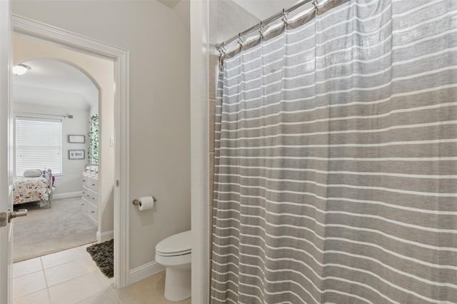 2114 Holly Manor Court, Katy, TX 77493