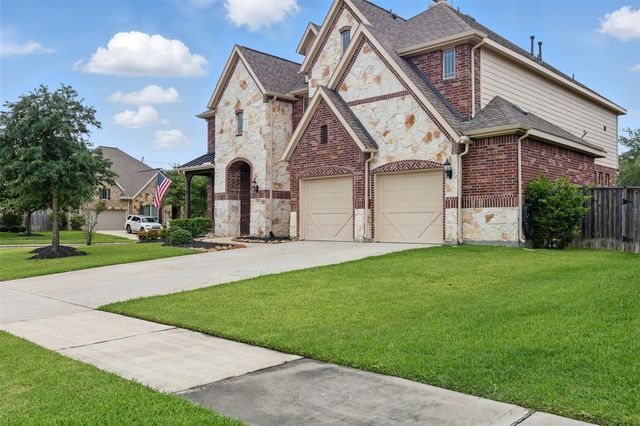 2114 Holly Manor Court, Katy, TX 77493