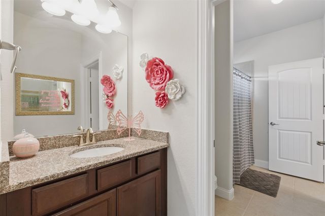 2114 Holly Manor Court, Katy, TX 77493