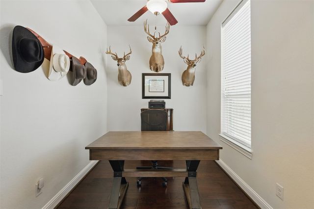 2114 Holly Manor Court, Katy, TX 77493