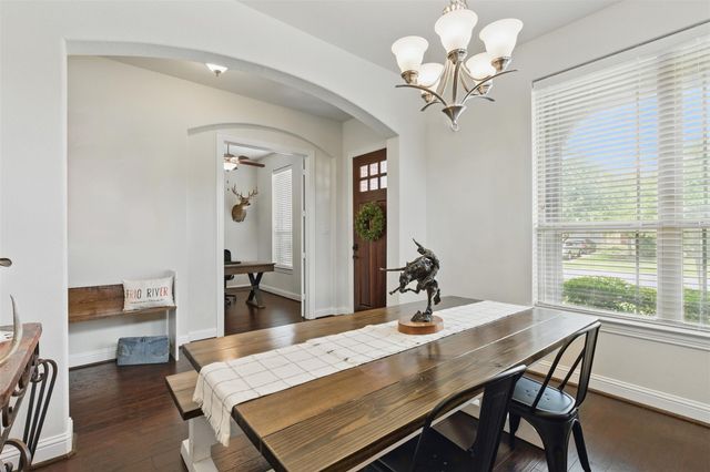 2114 Holly Manor Court, Katy, TX 77493