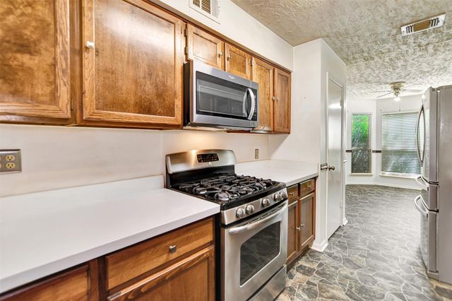 17327 Thorhill Street, Spring, TX 77379