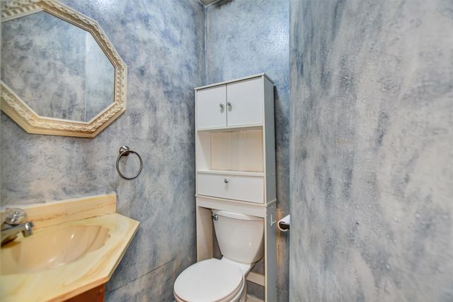 17327 Thorhill Street, Spring, TX 77379