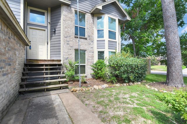 17327 Thorhill Street, Spring, TX 77379