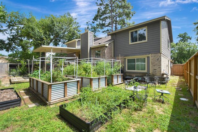 17327 Thorhill Street, Spring, TX 77379