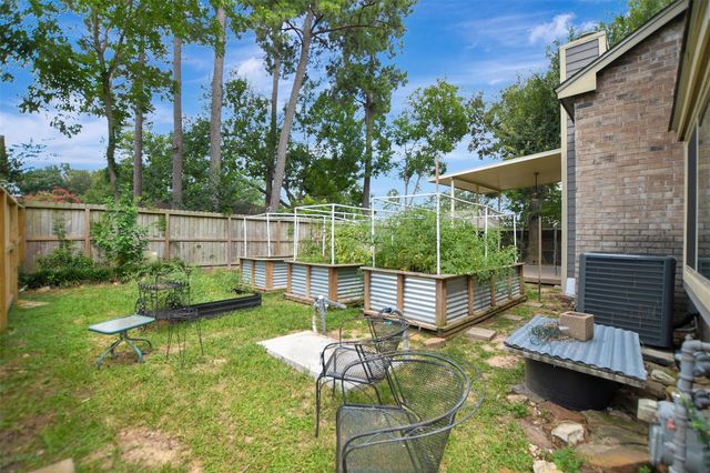 17327 Thorhill Street, Spring, TX 77379