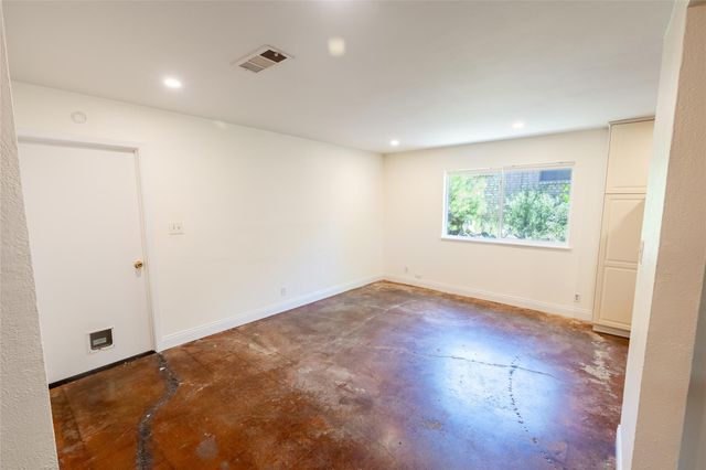 6601 Ashland DR, Austin, TX 78723