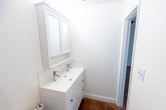 6601 Ashland DR, Austin, TX 78723