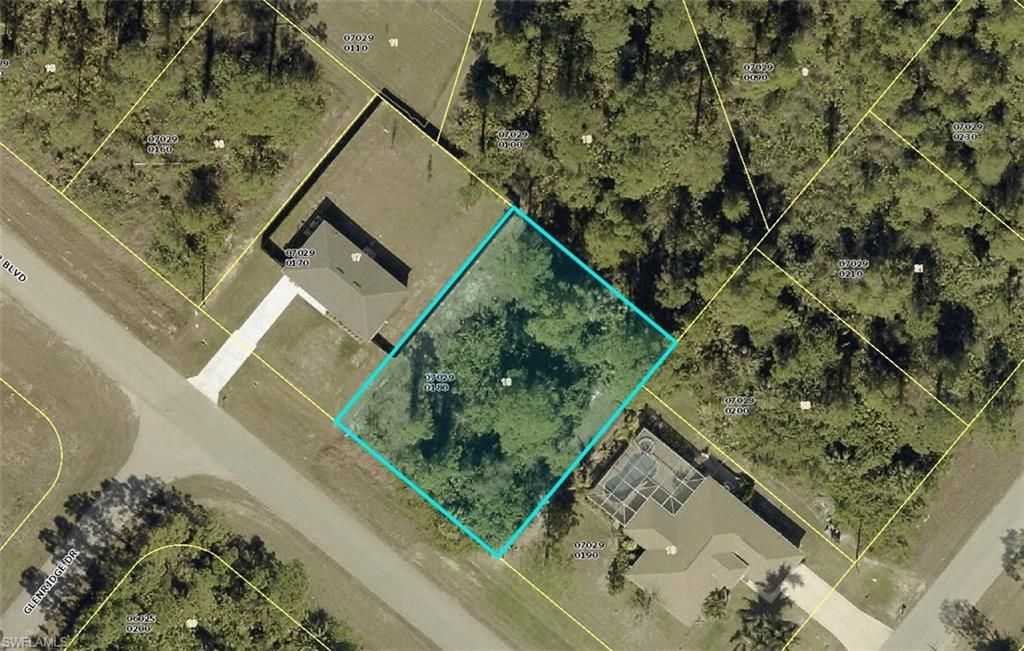 371 Eisenhower BLVD, Lehigh Acres, FL 33974