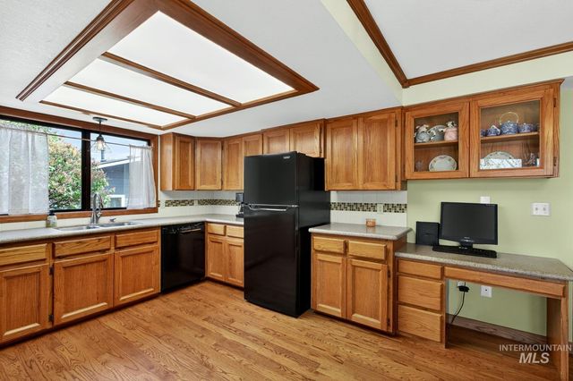 600 Donna Drive, Nampa, ID 83686