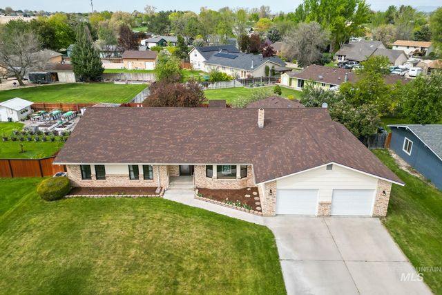 600 Donna Drive, Nampa, ID 83686