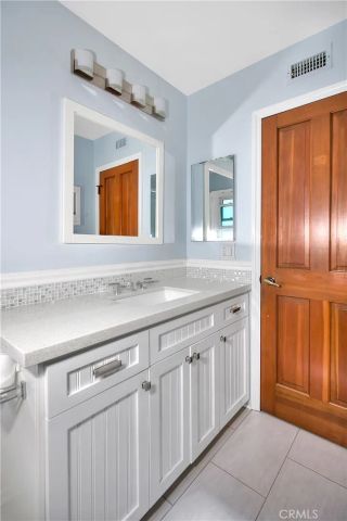 1541 9th, Manhattan Beach, CA 90266
