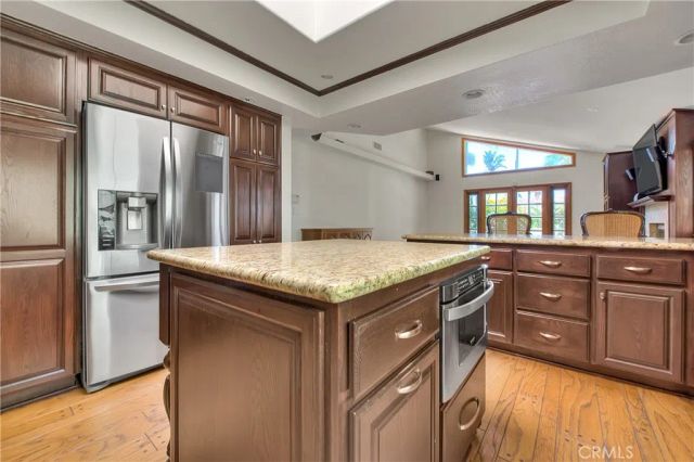 1541 9th, Manhattan Beach, CA 90266