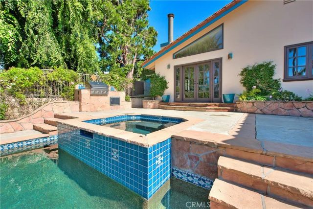 1541 9th, Manhattan Beach, CA 90266