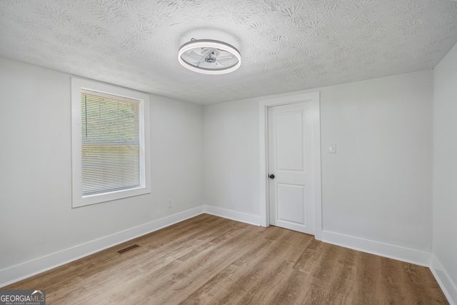 1559 BARTLEY Road, Lagrange, GA 30240
