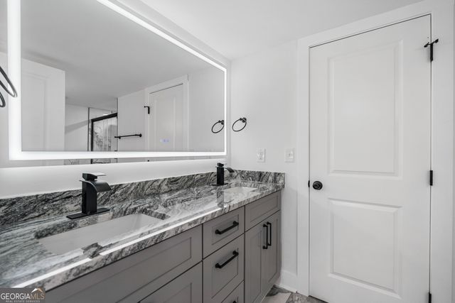 1559 BARTLEY Road, Lagrange, GA 30240