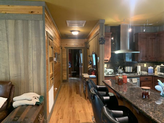 210 Double Check Ln, Belvidere, TN 37306