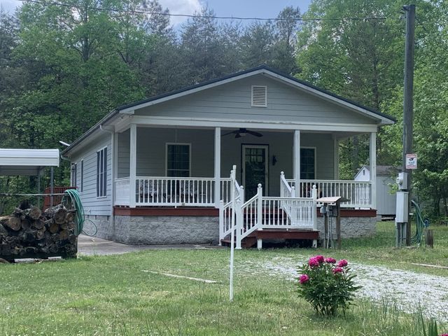 210 Double Check Ln, Belvidere, TN 37306