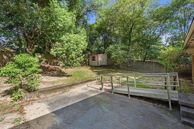1453 Mamie Dr, Mobile, AL 36618