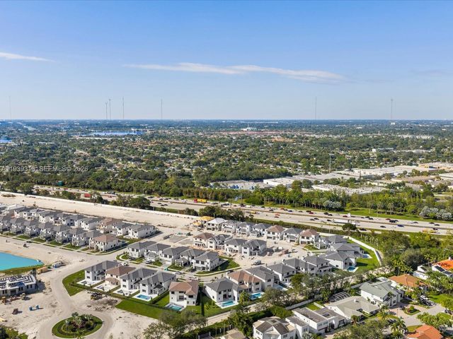 19701 NE 16 PI, Miami, FL 33179