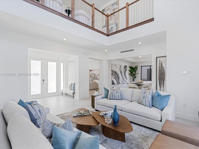 19701 NE 16 PI, Miami, FL 33179