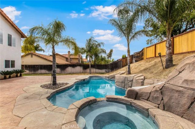 22154 Country Hills, Wildomar, CA 92595