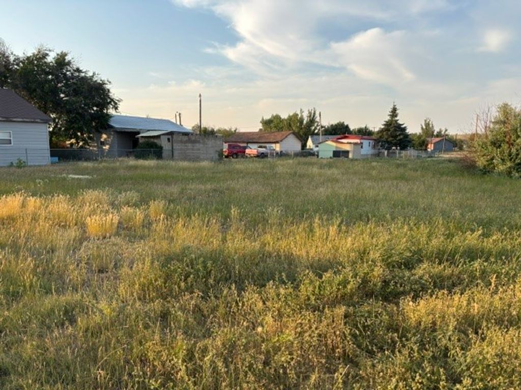 323 Treasure Avenue, Shelby, MT 59474 photo 3