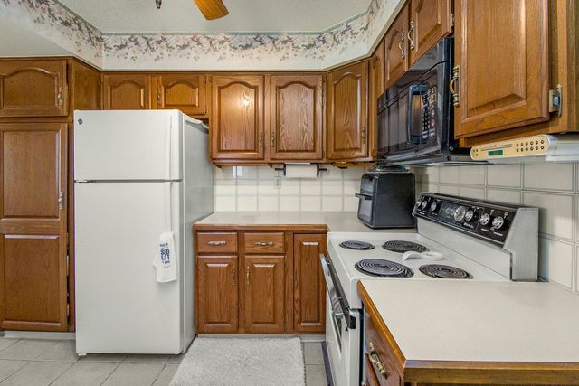 414 Nevada Avenue E, Saint Paul, MN 55130