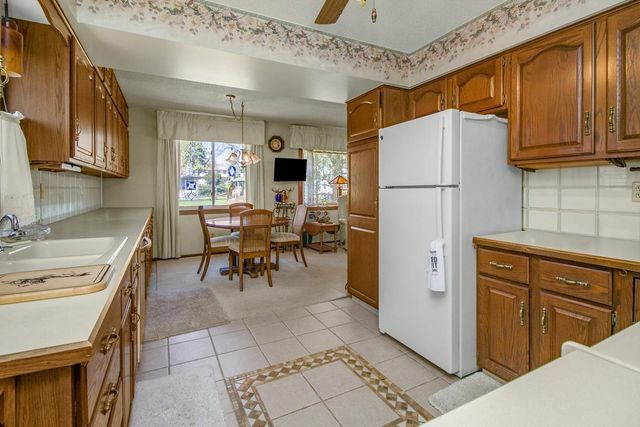 414 Nevada Avenue E, Saint Paul, MN 55130