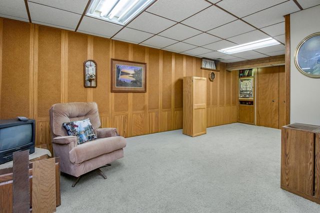 414 Nevada Avenue E, Saint Paul, MN 55130