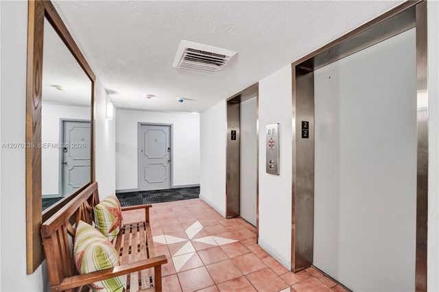 1400 S Ocean Drive 205, Hollywood, FL 33019