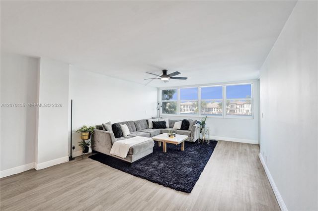 1400 S Ocean Drive 205, Hollywood, FL 33019