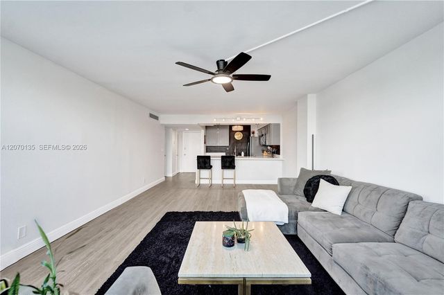 1400 S Ocean Drive 205, Hollywood, FL 33019