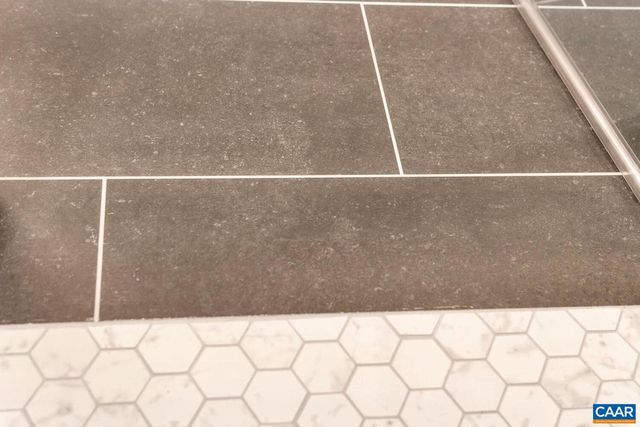 800 FARROW DR, Charlottesville, VA 22901