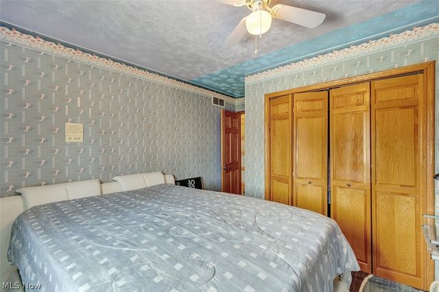 6012 S Perkins Road, Bedford Heights, OH 44146